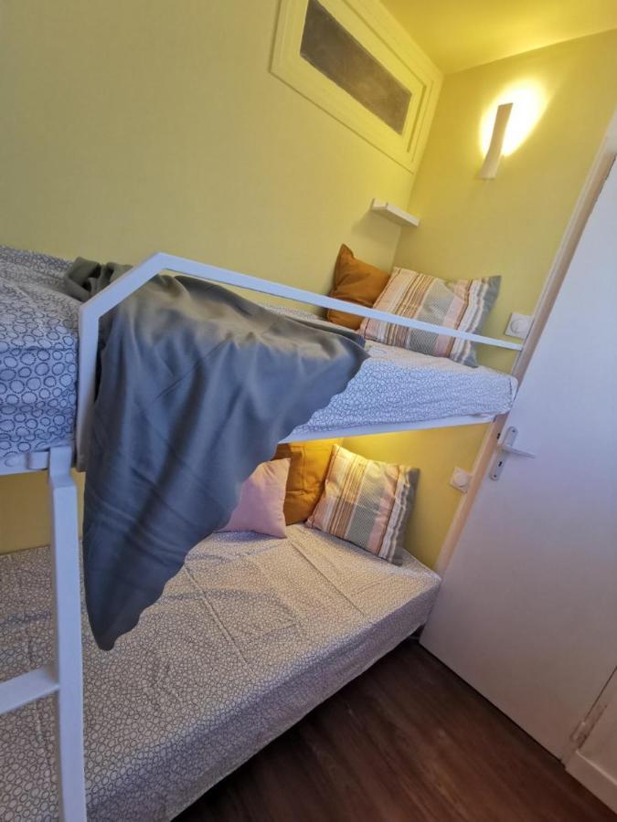 Appartements Acces Prive Plage De La Bergerie Hyères Kültér fotó