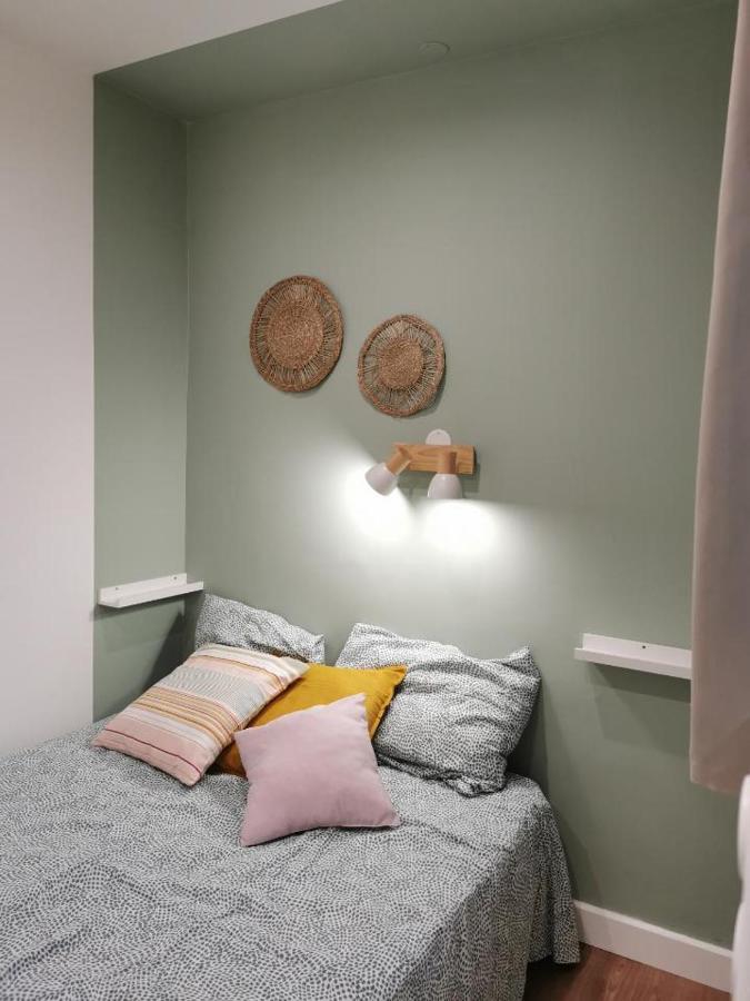 Appartements Acces Prive Plage De La Bergerie Hyères Kültér fotó