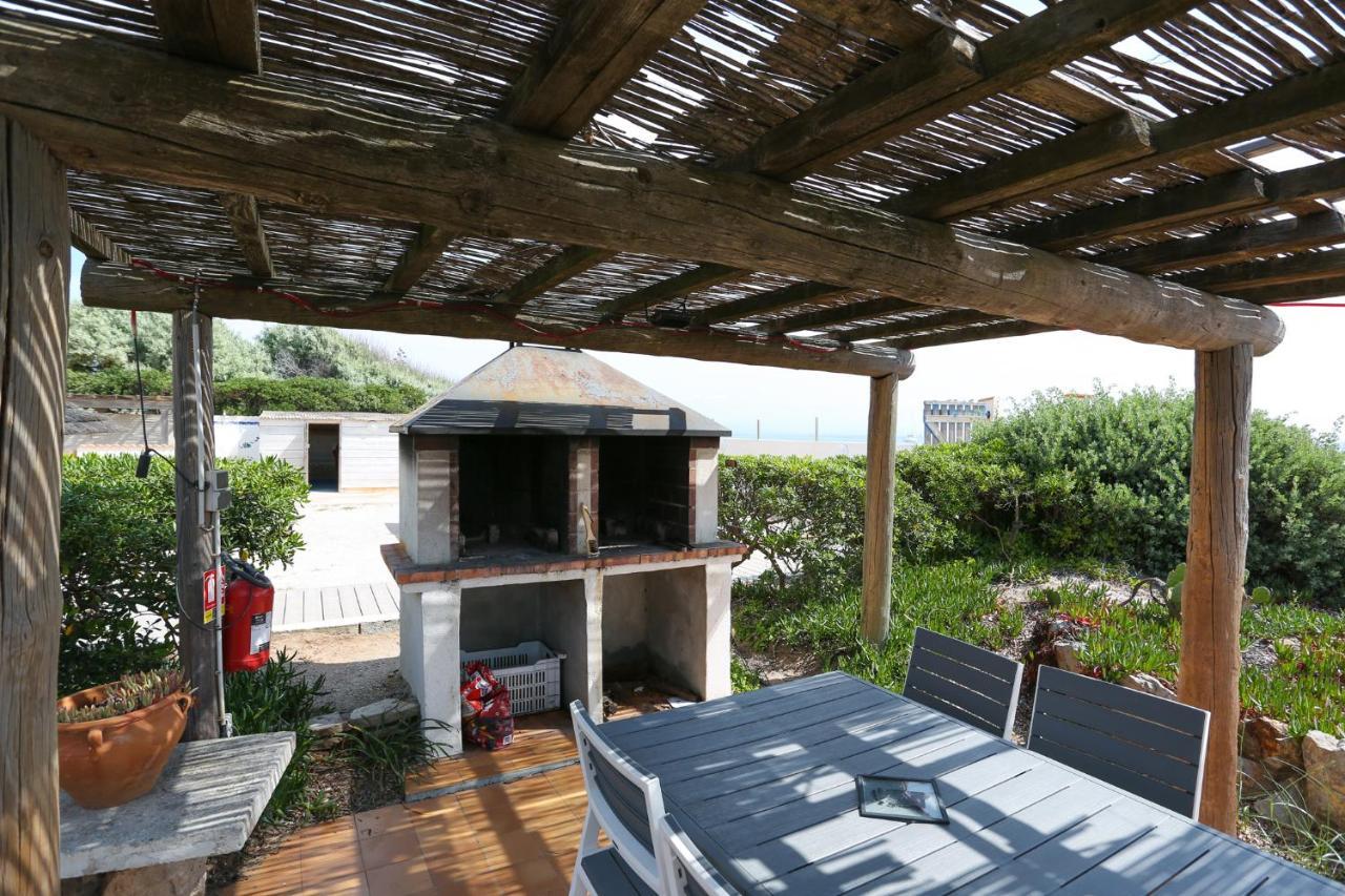 Appartements Acces Prive Plage De La Bergerie Hyères Kültér fotó