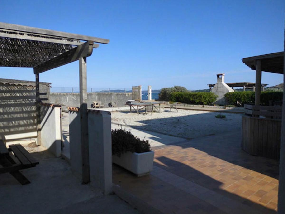 Appartements Acces Prive Plage De La Bergerie Hyères Kültér fotó